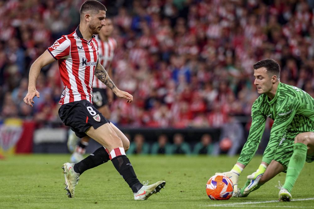 贝尔戈米：看看那不勒斯有多少人缺阵，如今他们比上赛季更强