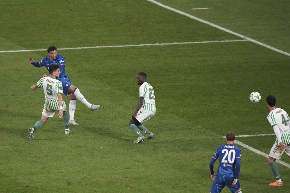 西海岸投资人：祝邵佳一在国足好运，希望广大球迷多多包容他